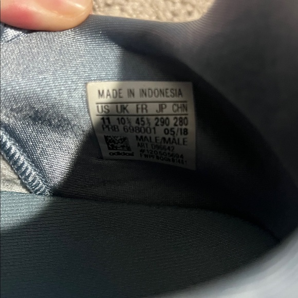 Adidas Men’s grey blue Swift Run knit sneakers size 11 - Picture 6 of 6